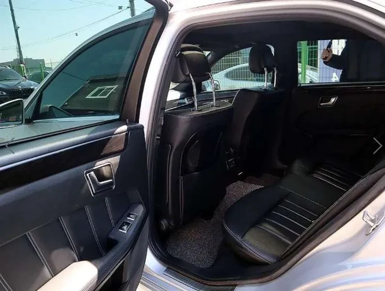 Mercedes-Benz E 350 BLUETEC 4MATIC, снимка 11 - Автомобили и джипове - 55719338