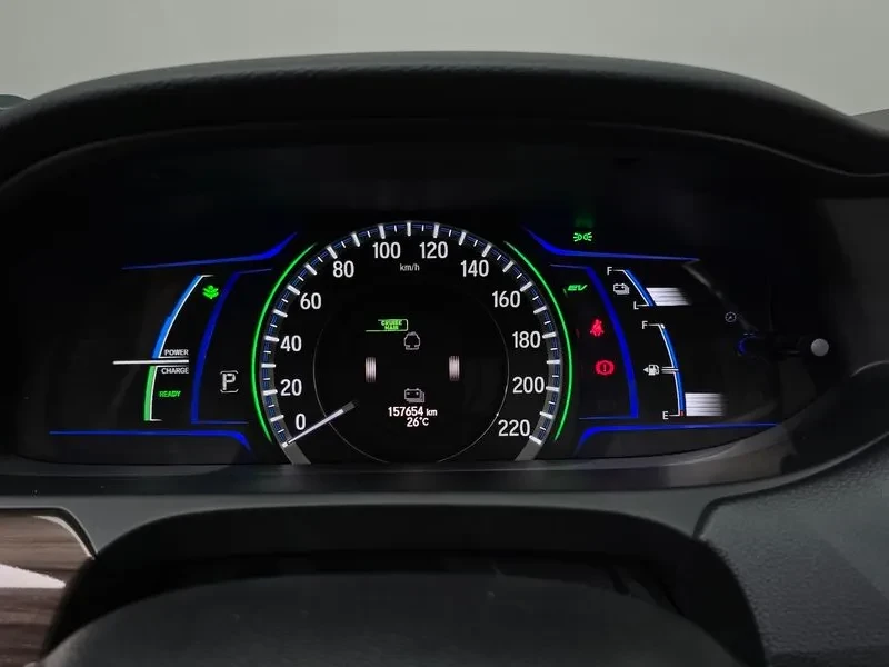 Honda Accord 2.0 Hybrid 9Th Generation, снимка 8 - Автомобили и джипове - 56699315