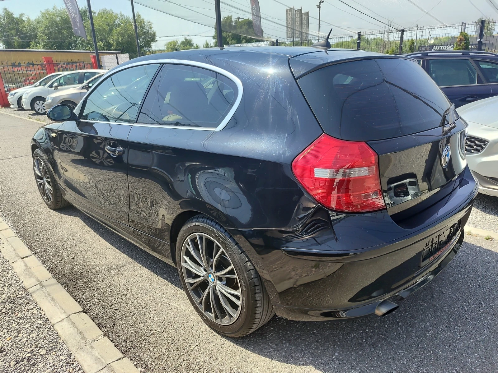 BMW 118 D 143k.c 6c.k Euro5A - изображение 6