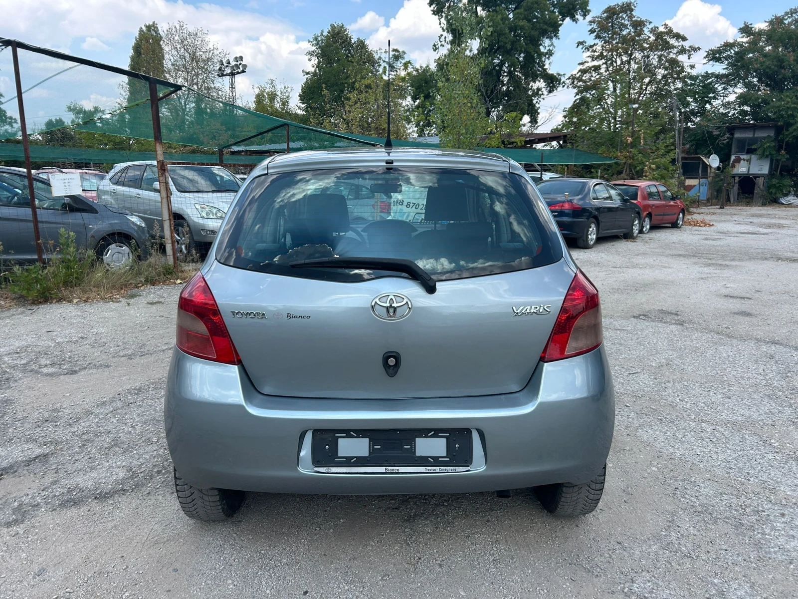 Toyota Yaris 1.3i - изображение 5