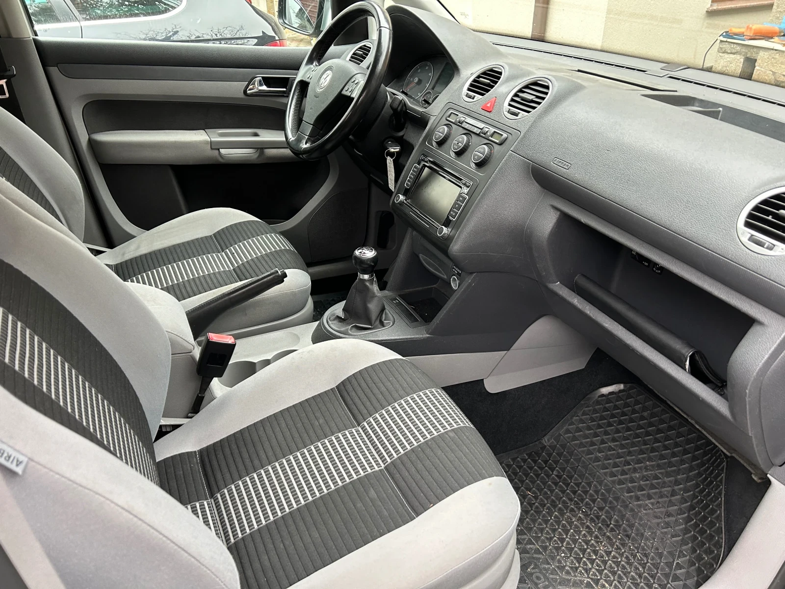 VW Caddy 1.9 TDI 105 кс 4x4 | Mobile.bg — изображение 11