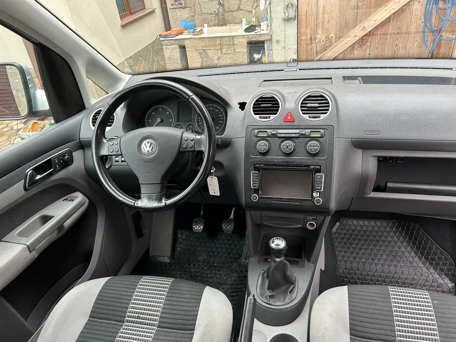 VW Caddy 1.9 TDI 105 кс 4x4 | Mobile.bg — изображение 12