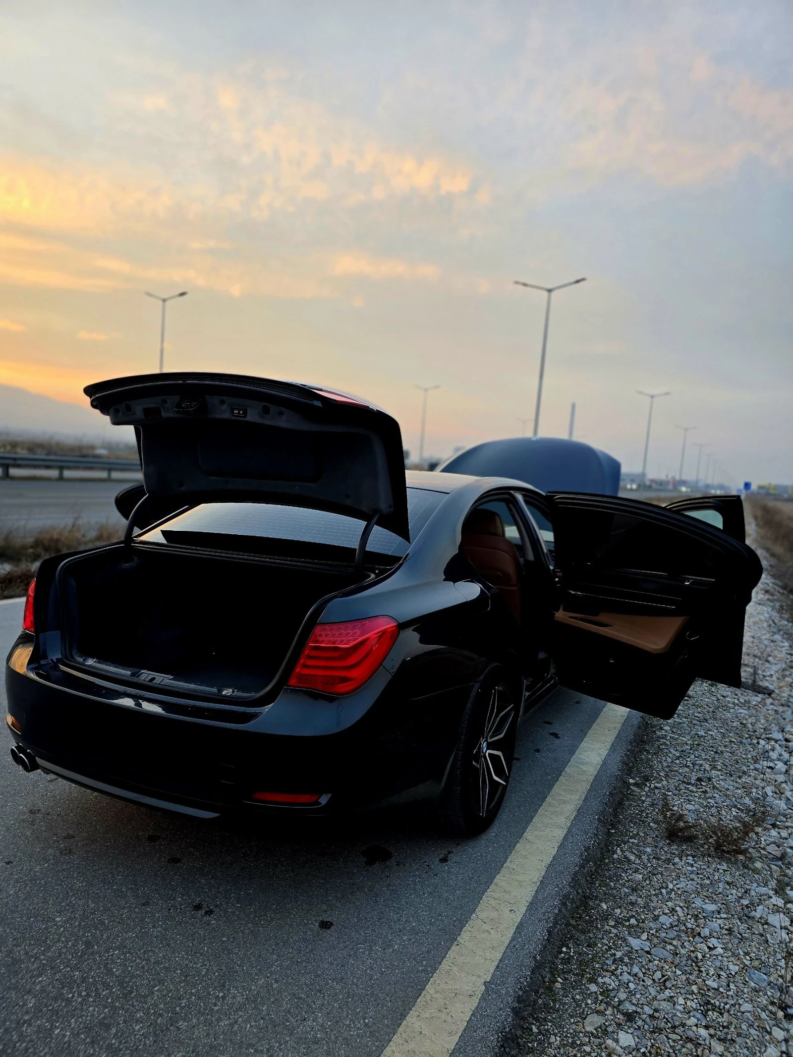 BMW 730  - изображение 8