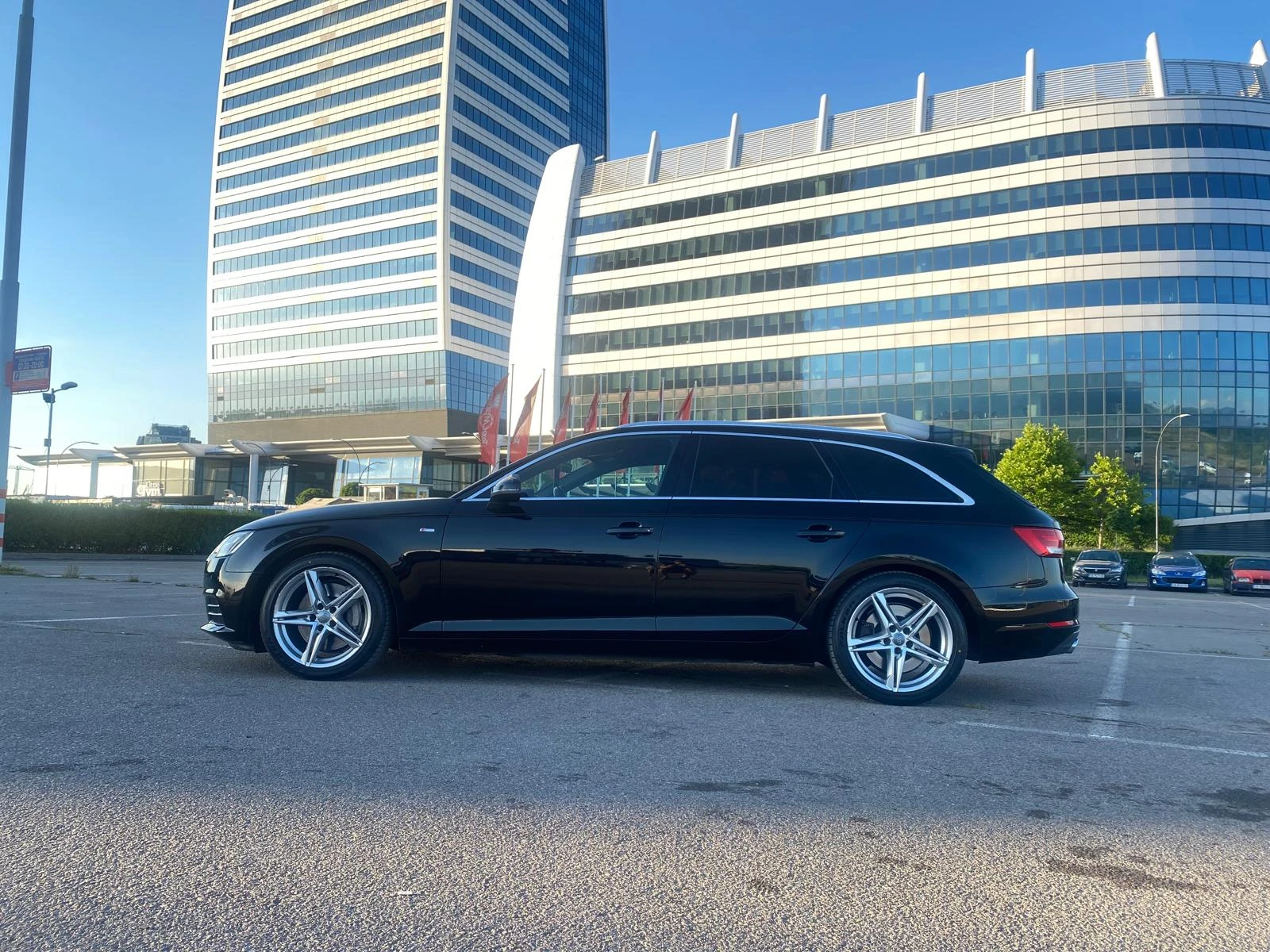 Audi A4  - изображение 7
