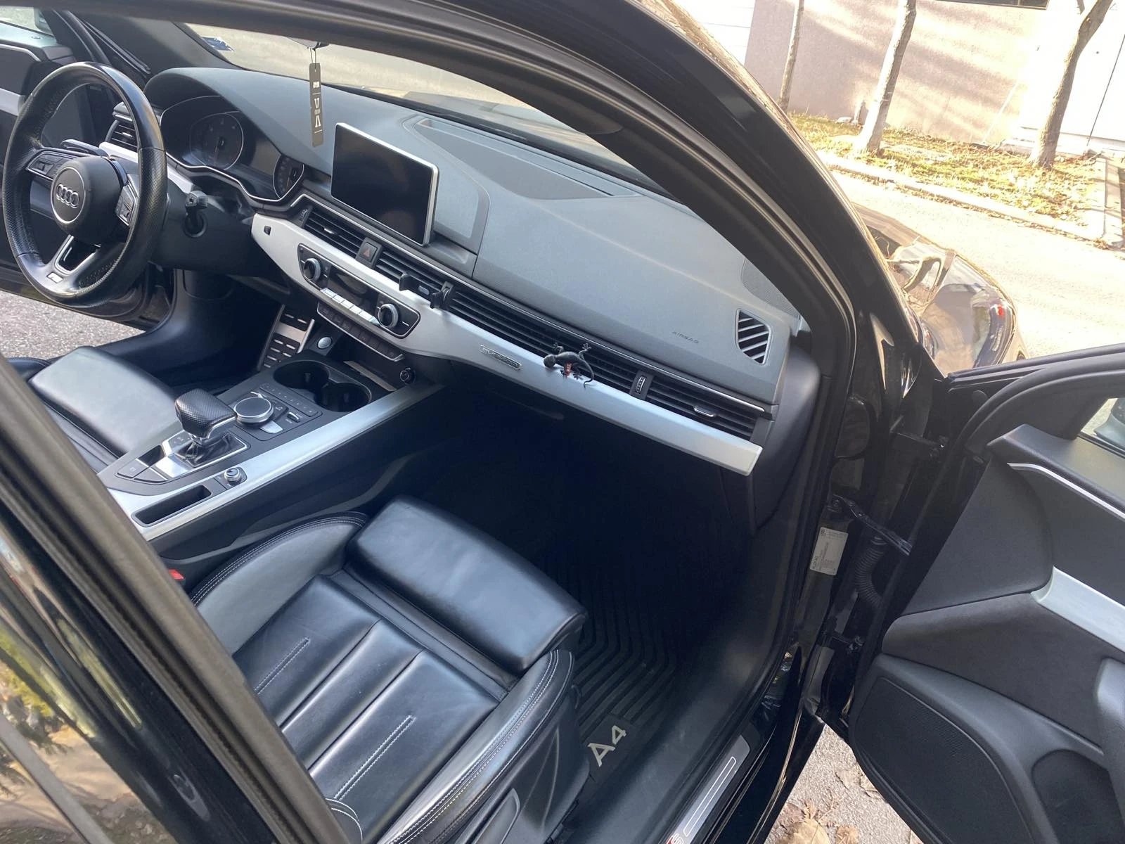 Audi A4 | Mobile.bg   12