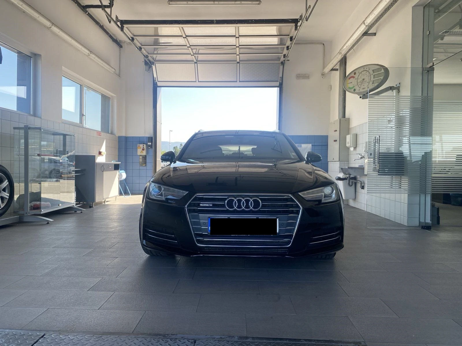 Audi A4  - изображение 2