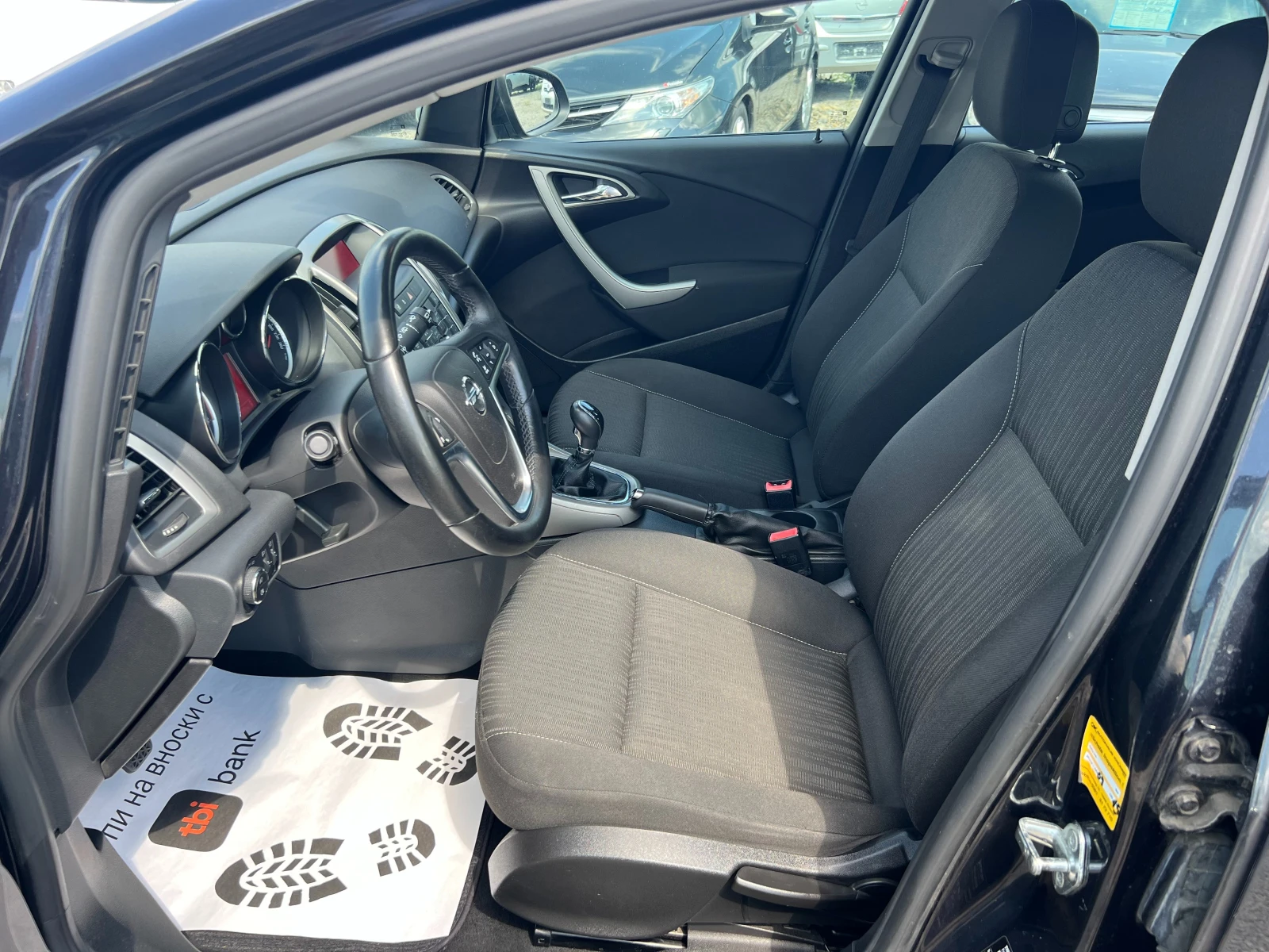 Opel Astra 1.4 i - изображение 8