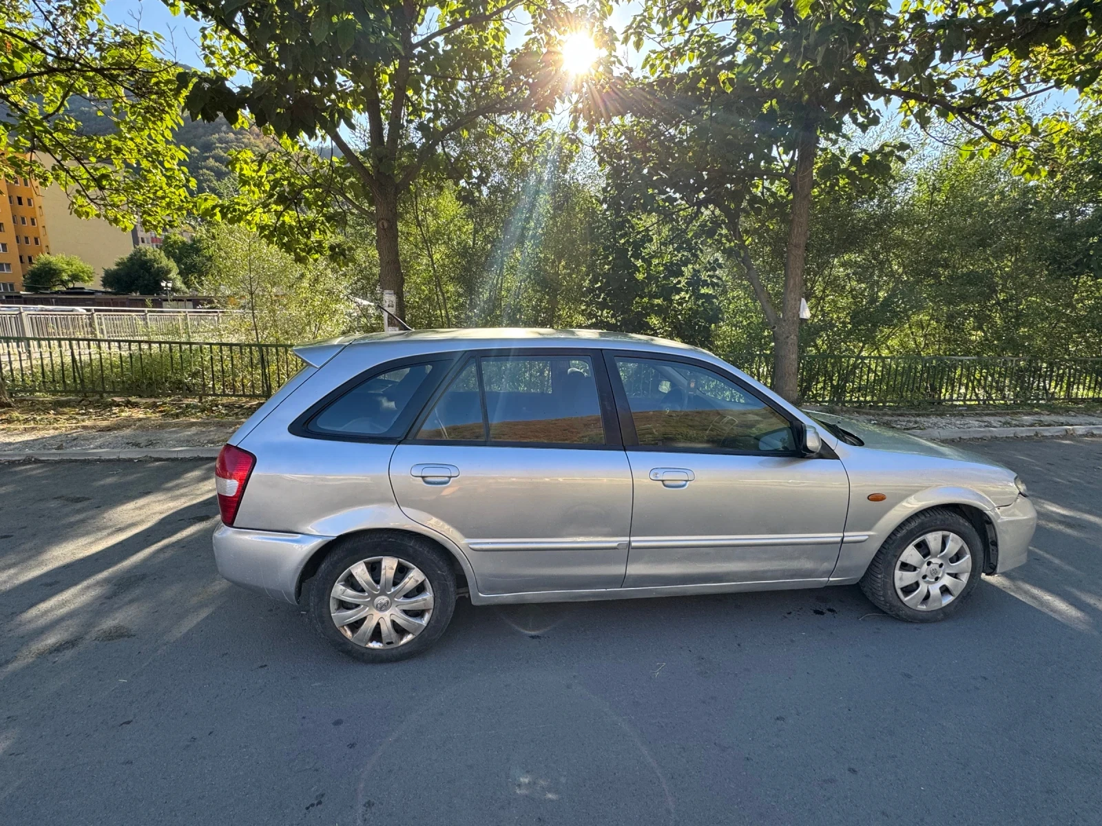 Mazda 323 1.6 - изображение 3