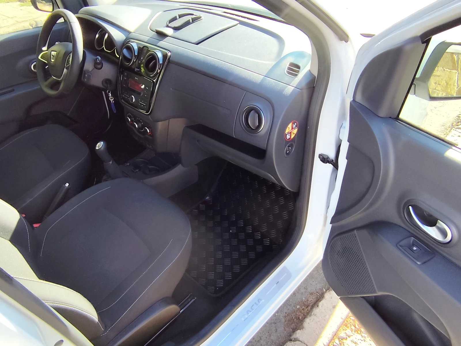 Dacia Lodgy  - изображение 7