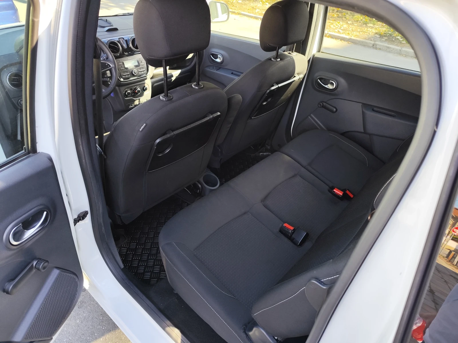 Dacia Lodgy  - изображение 5