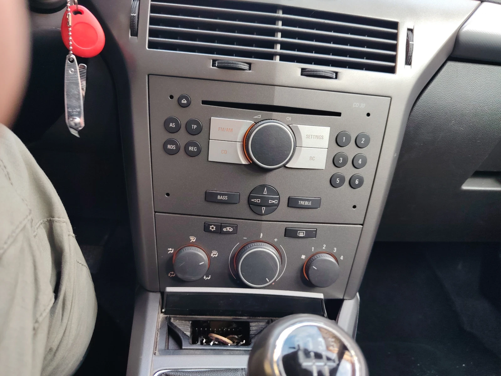 Opel Astra 1.4i | Mobile.bg — изображение 8