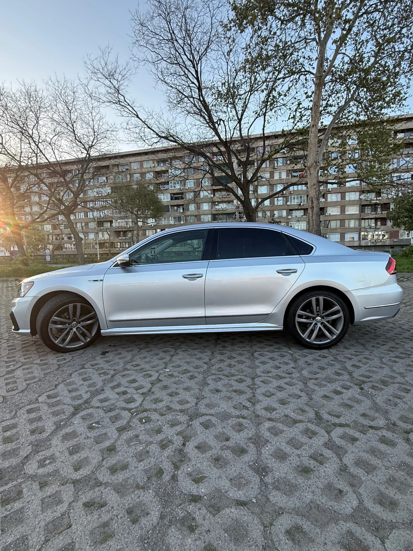VW Passat 1.8 Tsi R-line, снимка 7 - Автомобили и джипове - 52230250