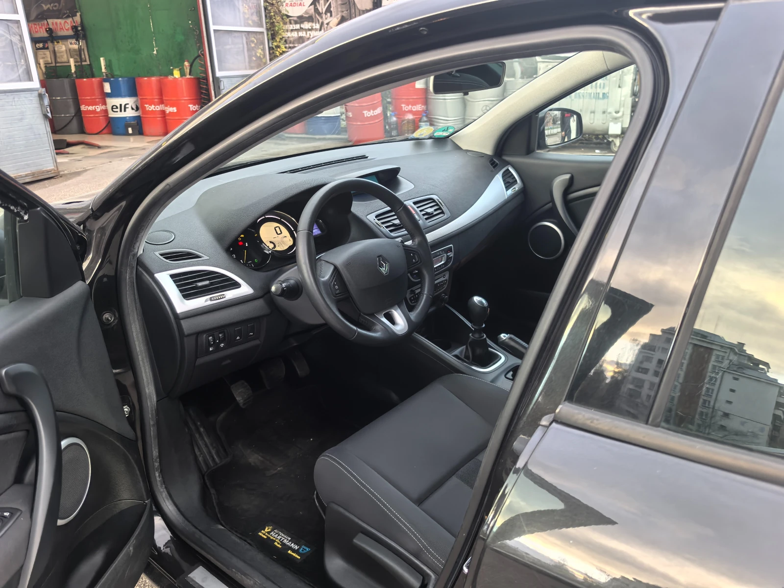 Renault Megane | Mobile.bg   7