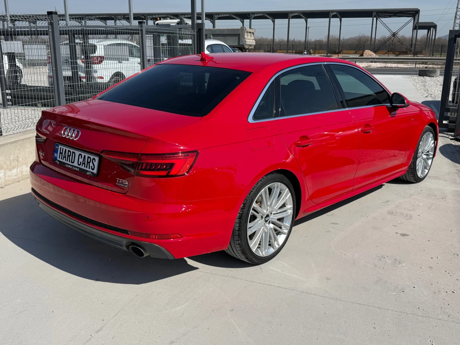 Audi A4 2.0T* 3X S-Line* B&O* Quattro* , снимка 4 - Автомобили и джипове - 53834295