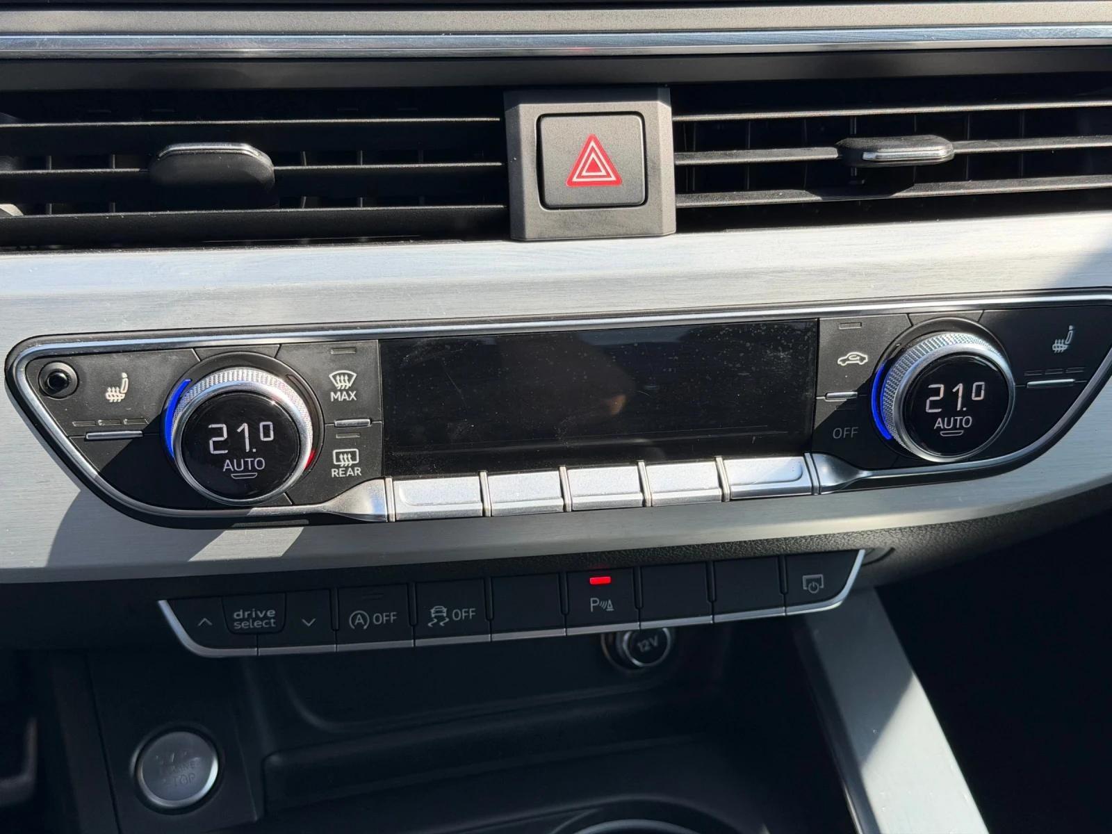 Audi A4 2.0T* 3X S-Line* B&O* Quattro* , снимка 15 - Автомобили и джипове - 53834295