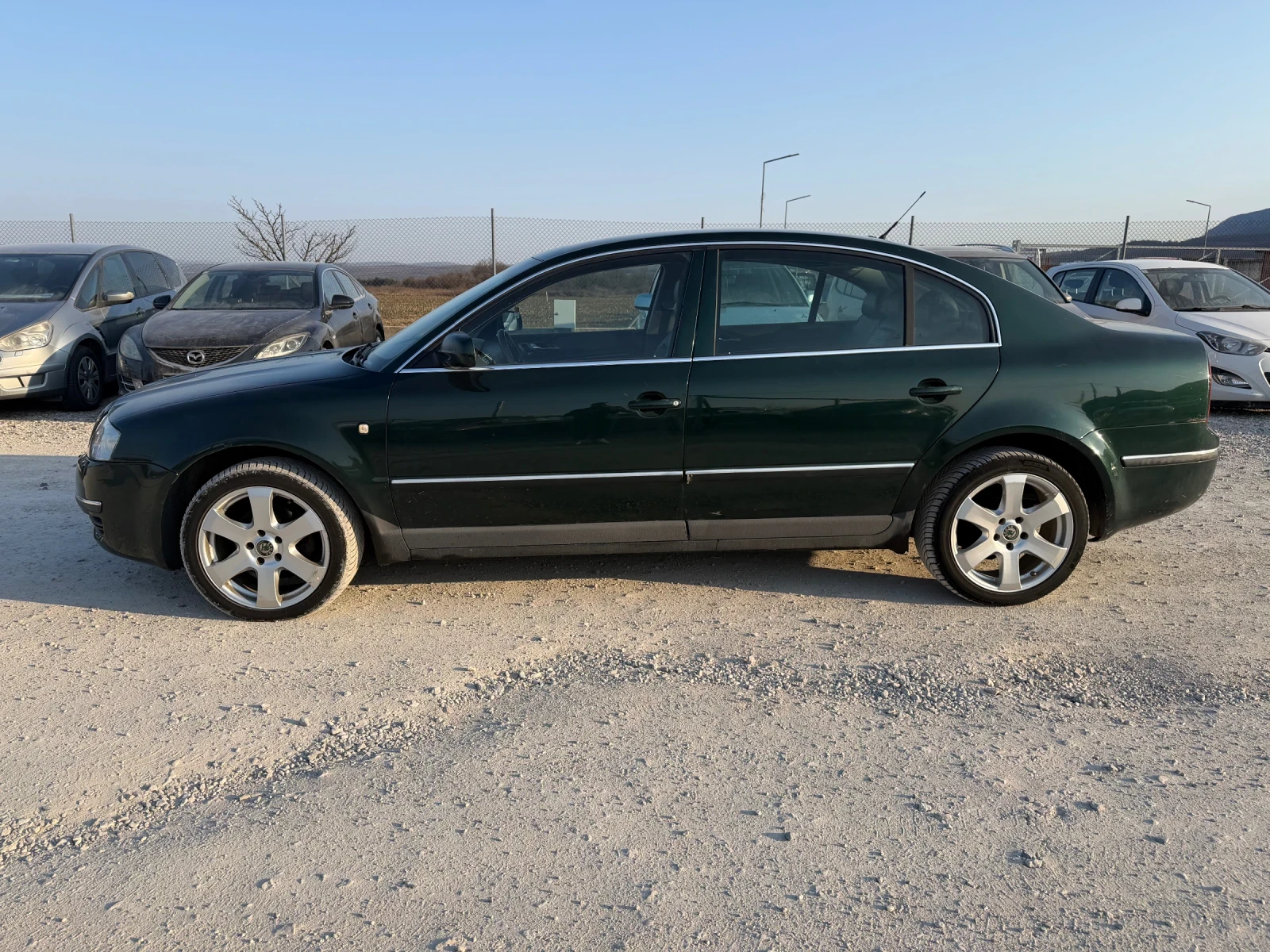 Skoda Superb 1.9/101кс Кожа Ксенон Нави, снимка 4 - Автомобили и джипове - 53864539