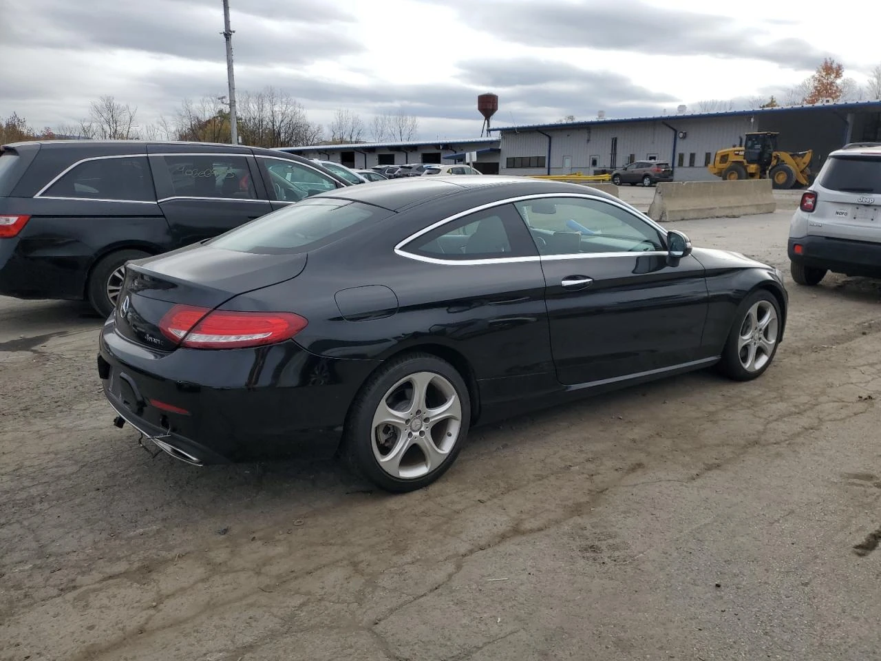 Mercedes-Benz C 300 * KEYLESS* ПАНО* КОЖА* ПОДГРЕВ* КАМЕРА* 360* , снимка 4 - Автомобили и джипове - 54021433