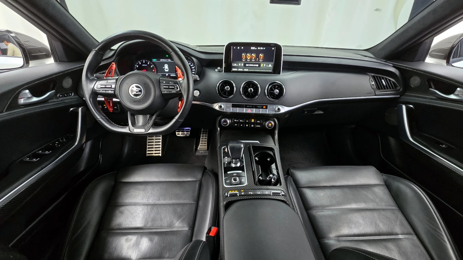 Kia Stinger 2.0T 2WD PLATINUM autogeorge.com, снимка 7 - Автомобили и джипове - 54123916