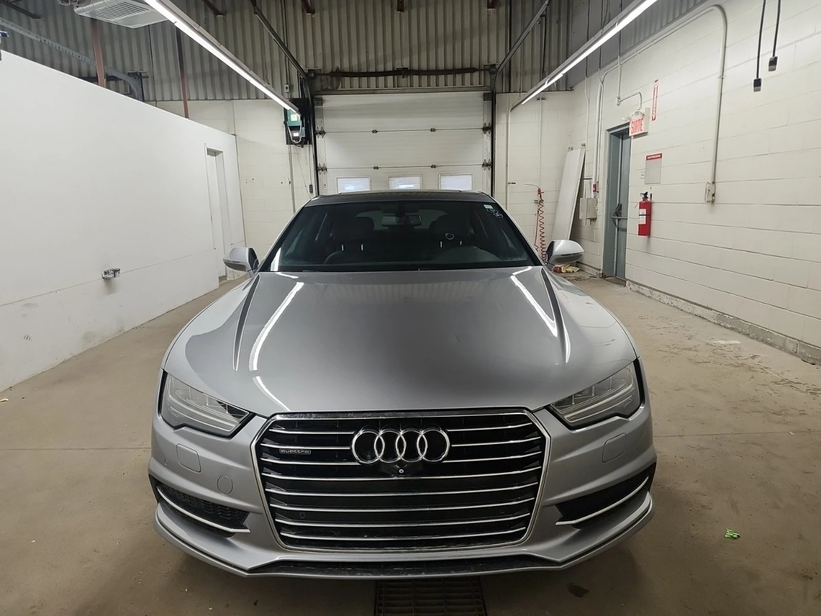 Audi A7 3.0TDI * TECHNIK * ОБДУХВАНЕ * ШИБИДАХ * CARFAX * , снимка 2 - Автомобили и джипове - 54258004