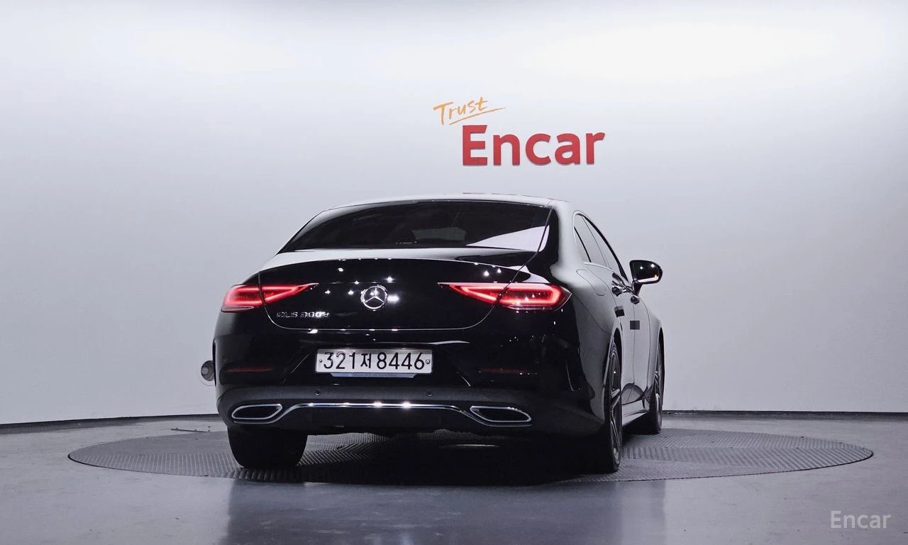 Mercedes-Benz CLS 300 AMG LINE * , снимка 3 - Автомобили и джипове - 54371127