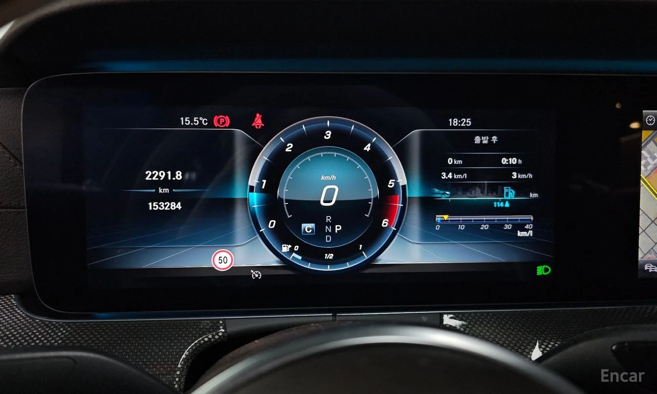 Mercedes-Benz CLS 300 AMG LINE * , снимка 6 - Автомобили и джипове - 54371127