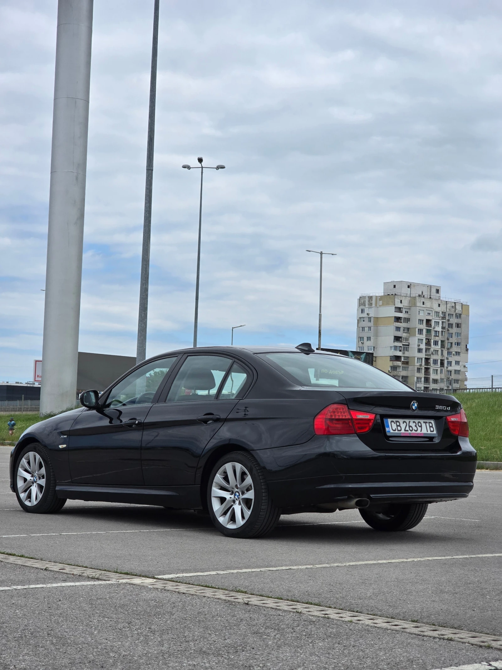 BMW 320 xdrive, снимка 6 - Автомобили и джипове - 54560088