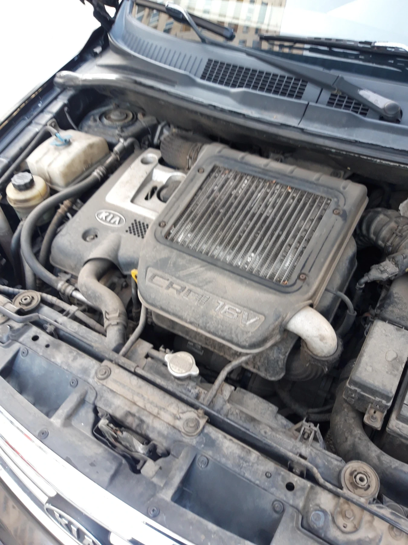 Kia Carens 2000 кубика, 113 к.с., снимка 4 - Автомобили и джипове - 54846534