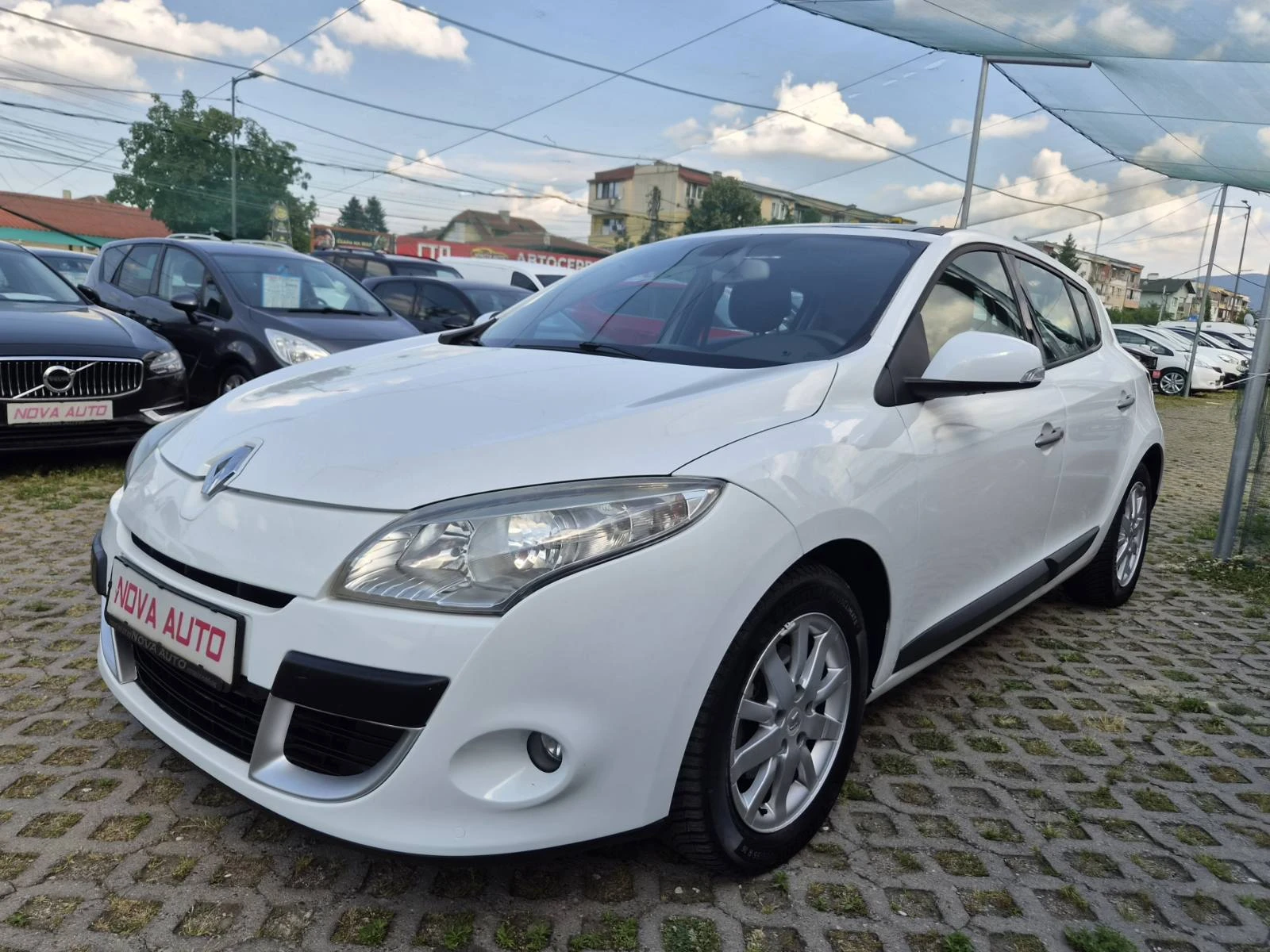 Renault Megane 1.5DCI-ПАНОРАМА-220.000км