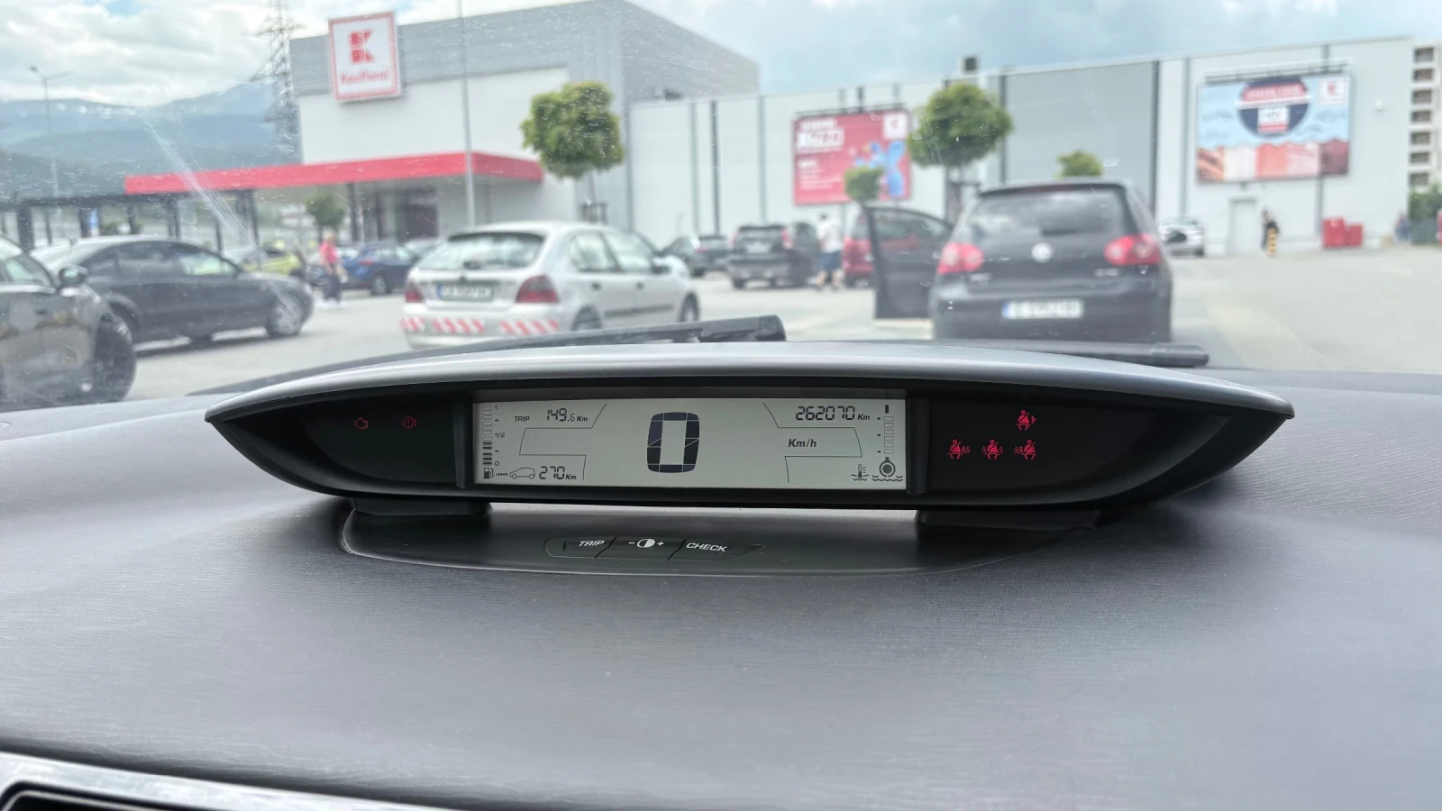 Citroen C4, снимка 13 - Автомобили и джипове - 55404629