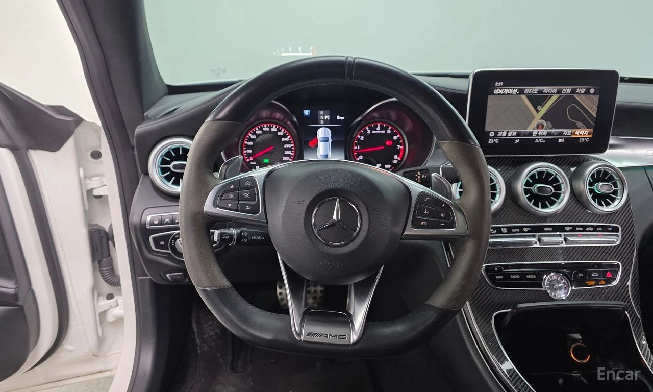 Mercedes-Benz C 63 AMG S* BUCKET* SEATS* BURMESTER* CERAMIC* ДИСТРОНИК* Х, снимка 9 - Автомобили и джипове - 55971090