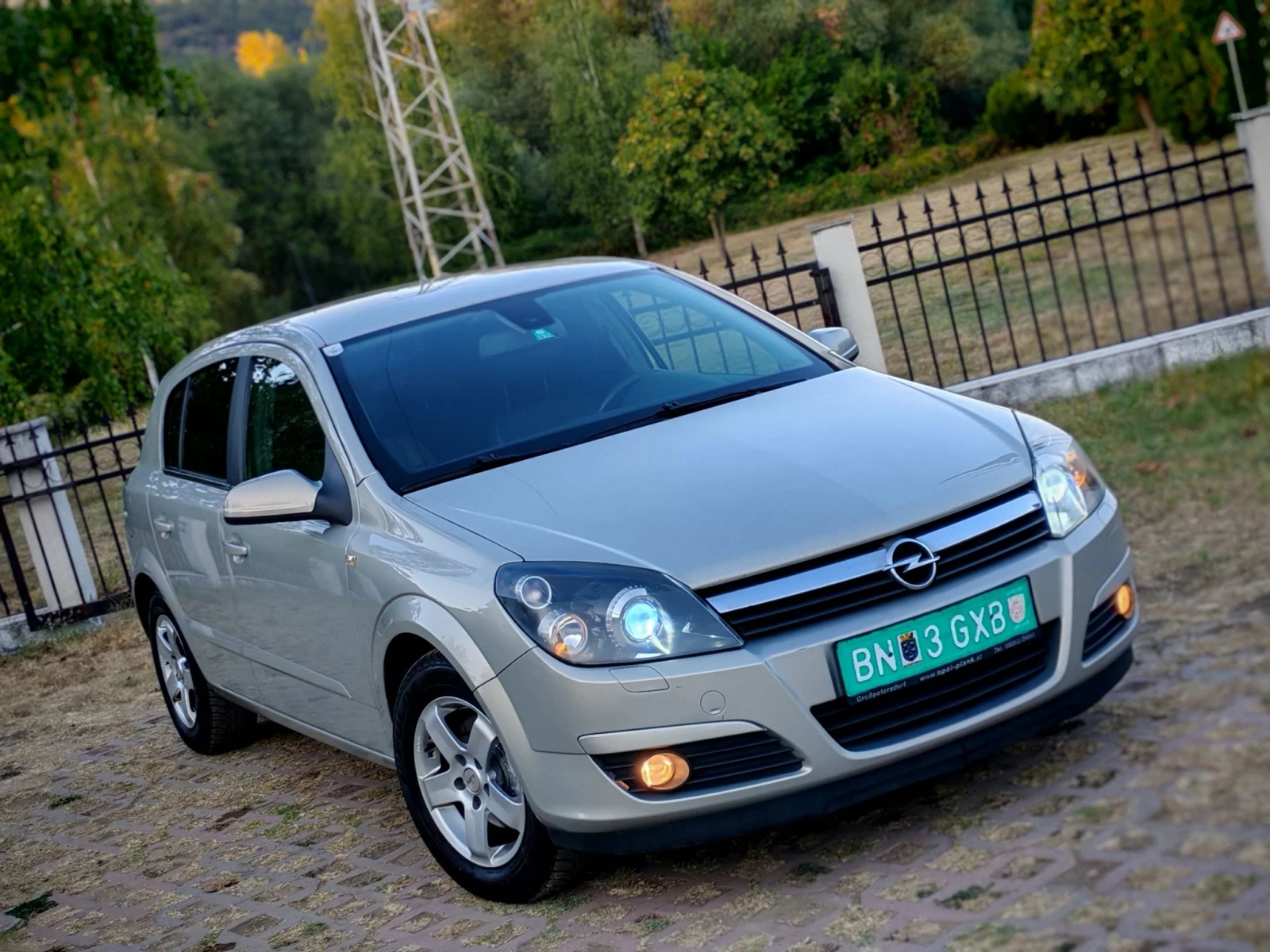 Opel Astra 1.7CDTI(101)* 6-СКОРОСТИ* COSMO-EDITION* НОВ ВНОС*, снимка 9 - Автомобили и джипове - 55993690