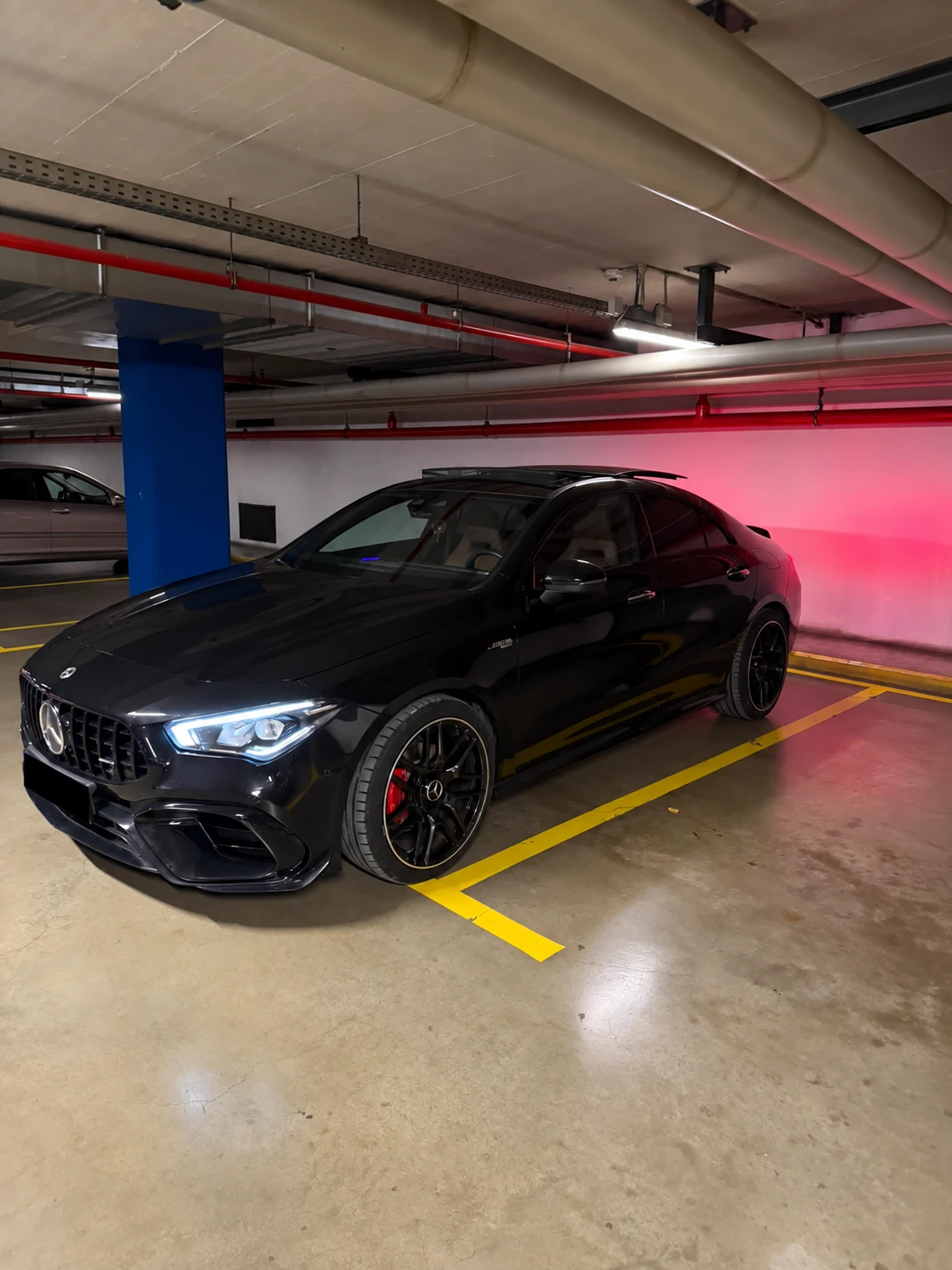 Mercedes-Benz CLA 200 C118 | Като нова | AMG pack | Обслужена