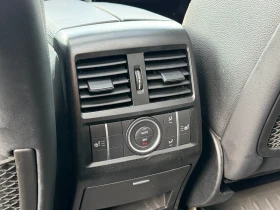 Mercedes-Benz ML 350 AMG = KEYLESS GO = DISTRONIC = PANORAMA = PODGREV , снимка 15