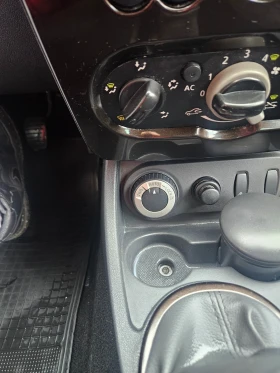 Dacia Duster 4X4  - 5700 € / 11148.23 лв. - 94004873 8