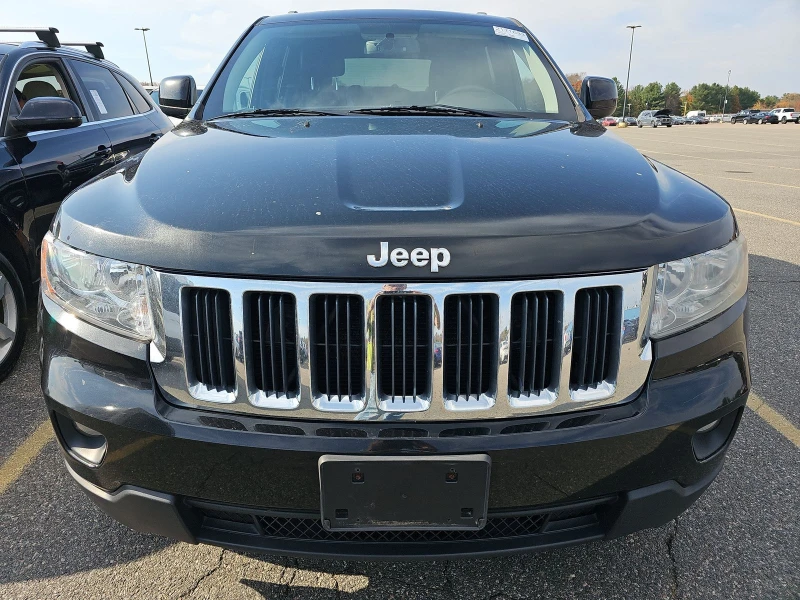 Jeep Grand cherokee Laredo 4x4 КРАЙНА ЦЕНА СТАВА НА ГАЗ, снимка 2 - Автомобили и джипове - 47986265