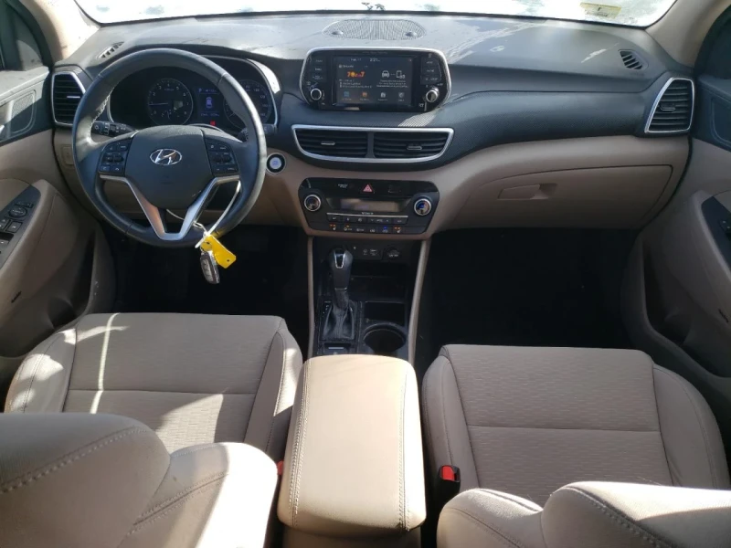 Hyundai Tucson, снимка 8 - Автомобили и джипове - 49302003