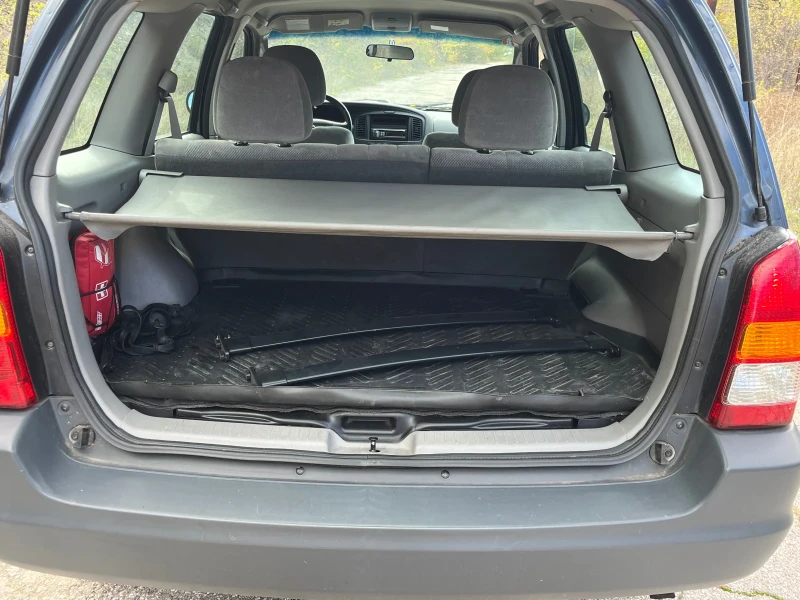 Mazda Tribute 2.0, снимка 10 - Автомобили и джипове - 52596901