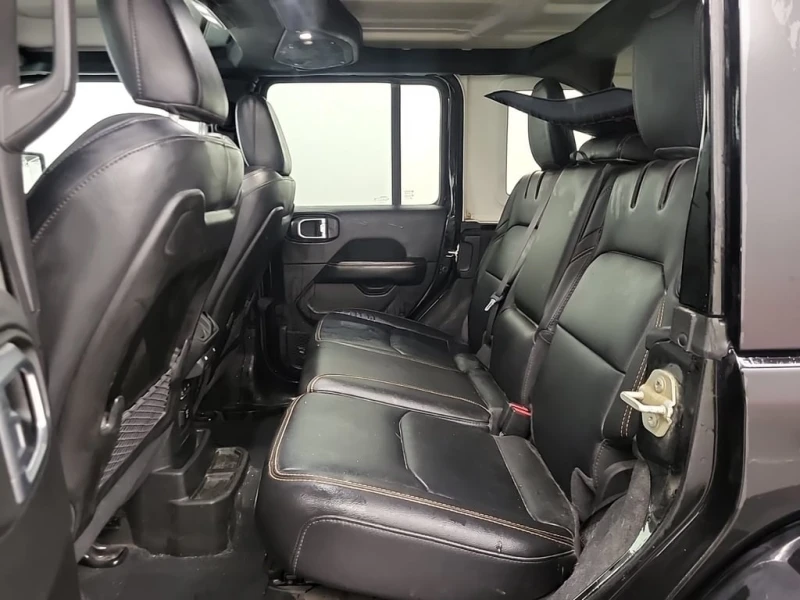 Jeep Wrangler * SAHARA * CARFAX * Plug-in Hybrid * , снимка 13 - Автомобили и джипове - 53246483