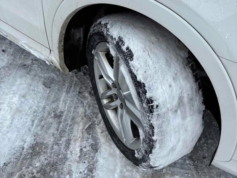 Audi Q3 QUATTRO * ГЛАВНО ПРЕДСТАВИТЕЛСТВО НА AUDI * , снимка 6 - Автомобили и джипове - 53393887