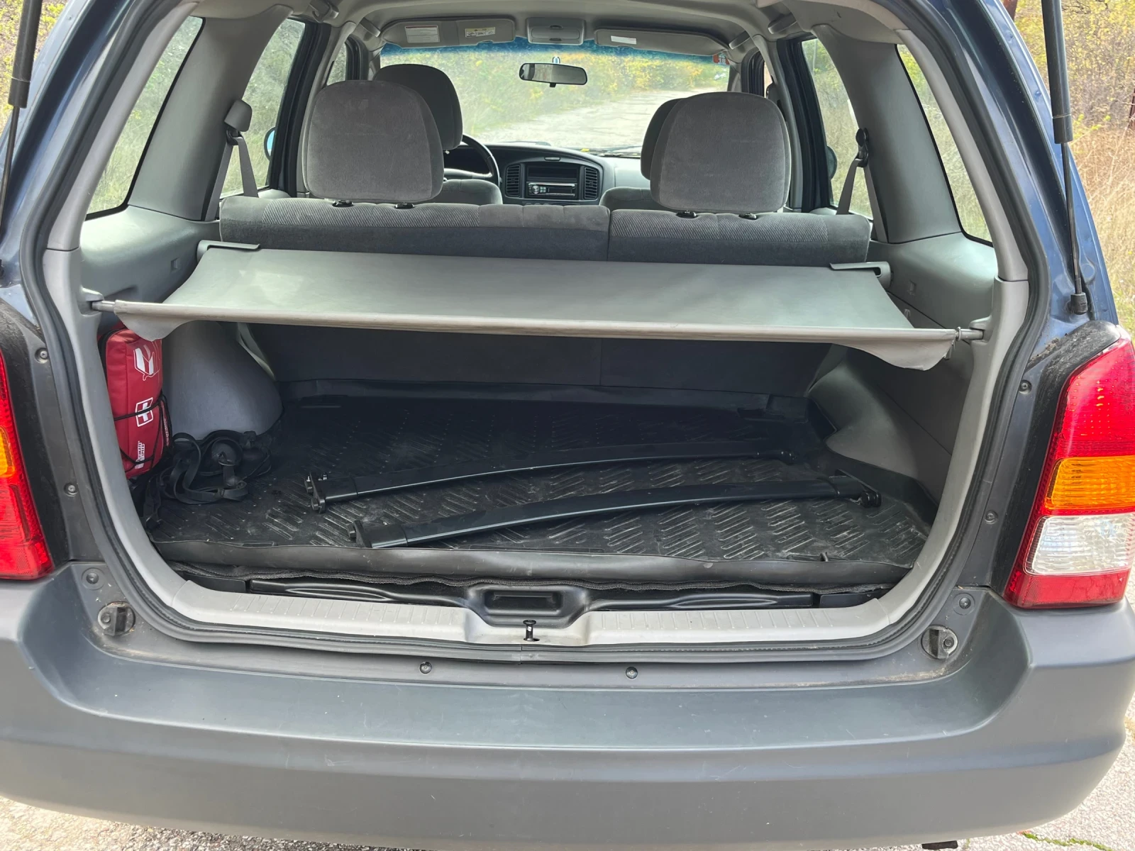 Mazda Tribute 2.0 - изображение 10