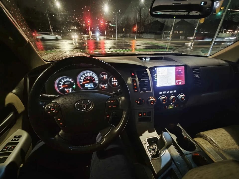 Toyota Sequoia CARFAX* АВТОФИНАНСИРАНЕ* БЕЗ ПЪРВОНАЧАЛНА ВНОСКА*  - изображение 6