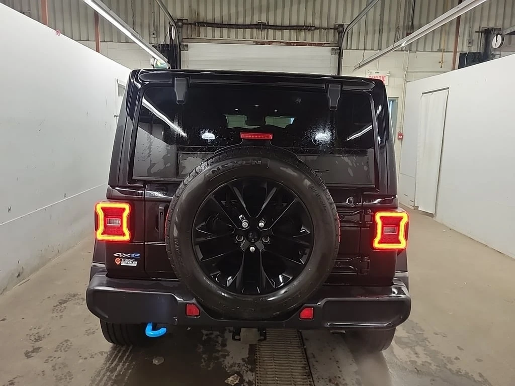 Jeep Wrangler * SAHARA * CARFAX * Plug-in Hybrid *  - изображение 7