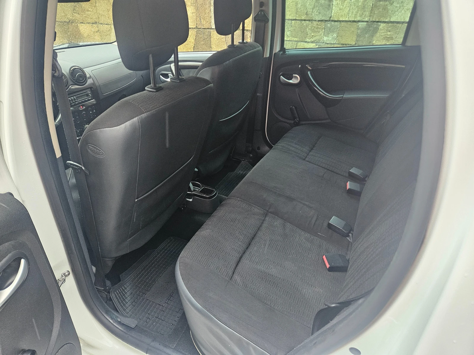 Dacia Duster 4X4  - изображение 10