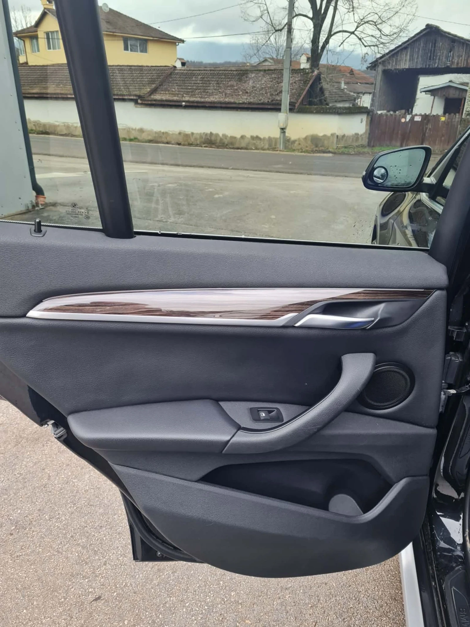 BMW X1 xDrive 28i | �������� ������� | Mobile.bg � ����������� 10