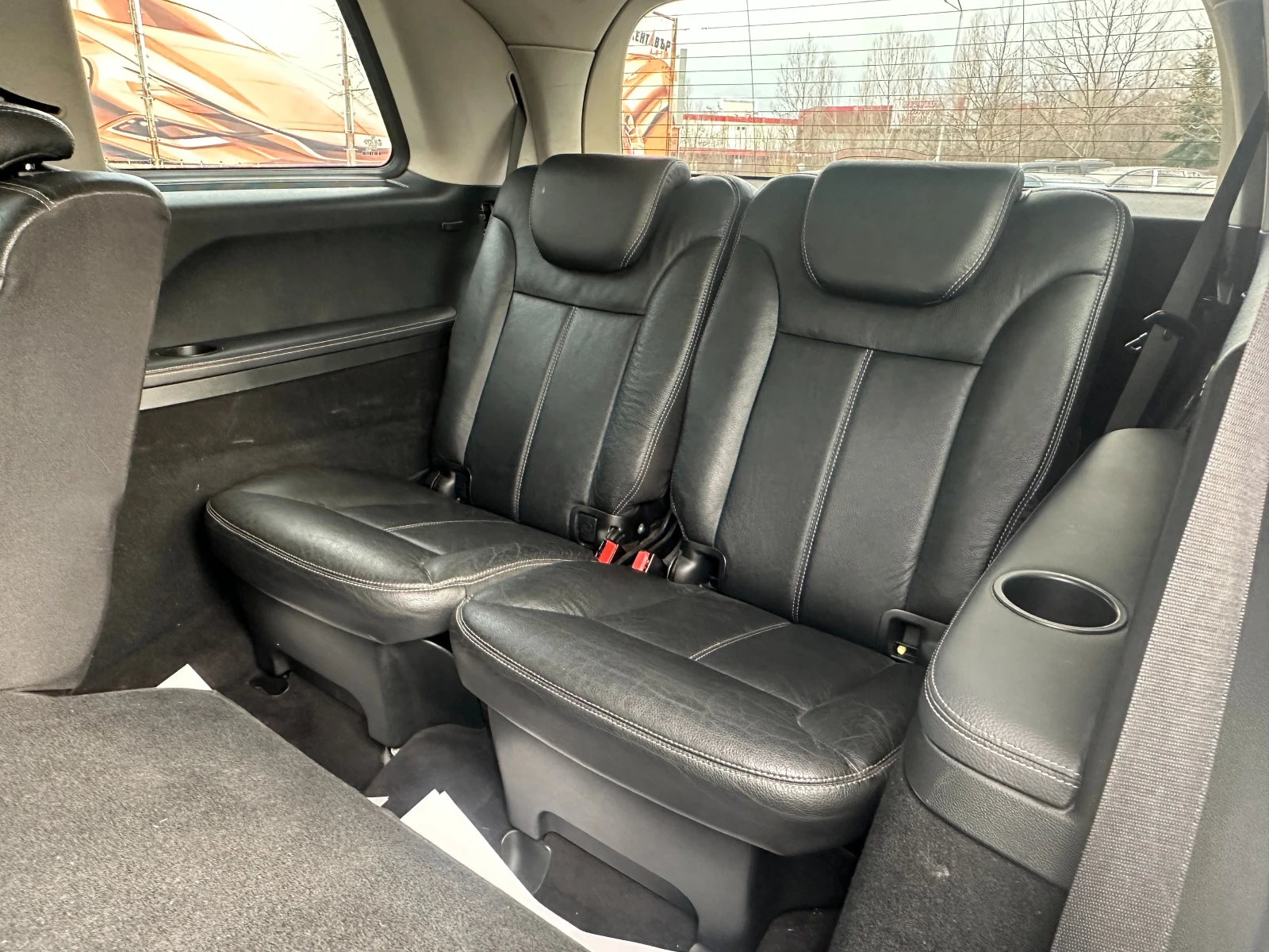 Mercedes-Benz GL 320 7 места, снимка 10 - Автомобили и джипове - 53732310