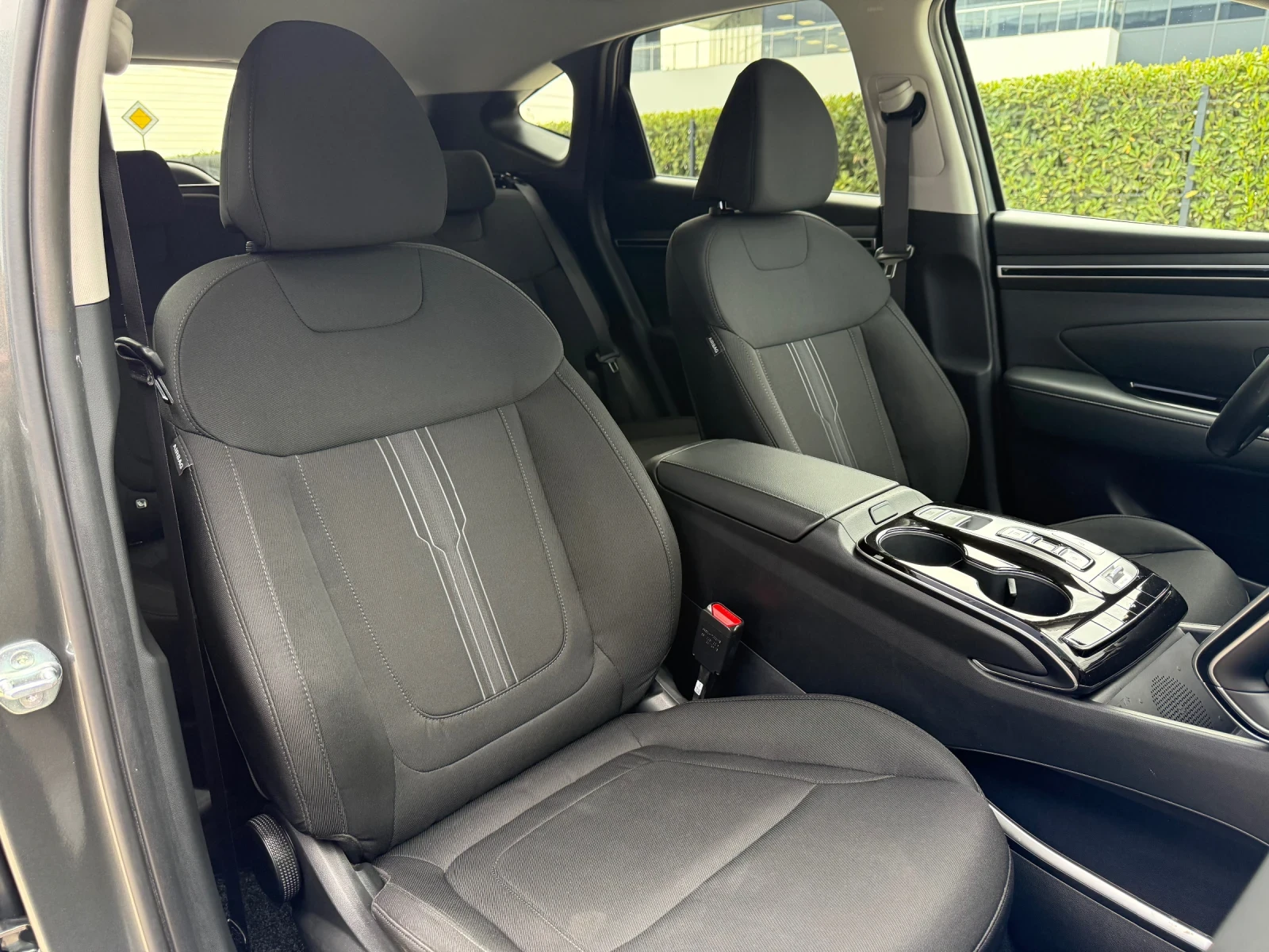 Hyundai Tucson 1.6HEV HYBRID 230�� XLine | 119 000��| ���.������� | Mobile.bg � ����������� 10