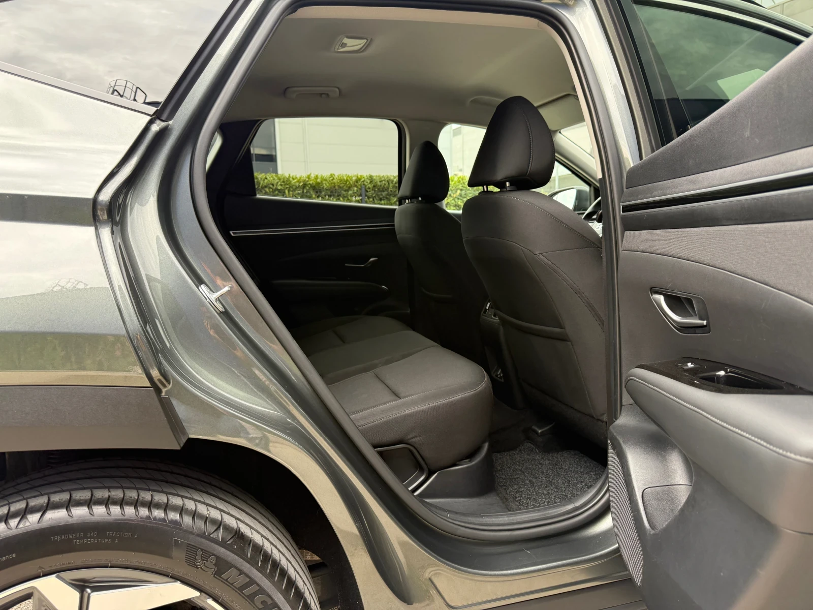 Hyundai Tucson 1.6HEV HYBRID 230�� XLine | 119 000��| ���.������� | Mobile.bg � ����������� 11