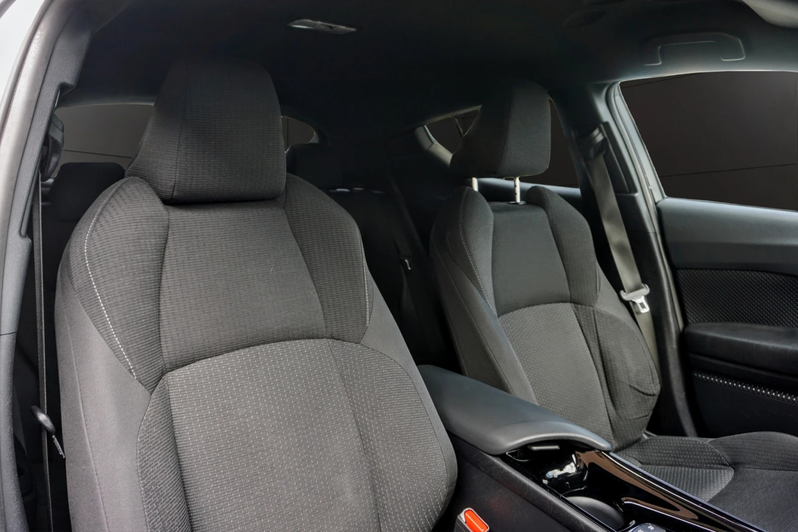 Toyota C-HR 1.8H LOUNGE E-CVT | Mobile.bg � ����������� 11