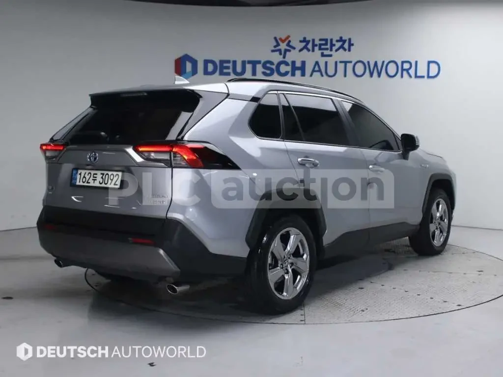 Toyota Rav4 Hybrid AWD| КАМЕРА| ОБДУХ| DIST| ВКЛ.ТЕХНОТЕСТ, снимка 2 - Автомобили и джипове - 55032889