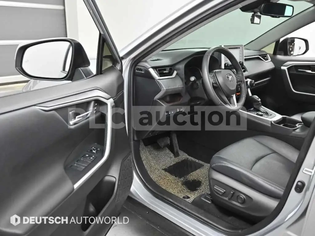 Toyota Rav4 Hybrid AWD| КАМЕРА| ОБДУХ| DIST| ВКЛ.ТЕХНОТЕСТ, снимка 4 - Автомобили и джипове - 55032889